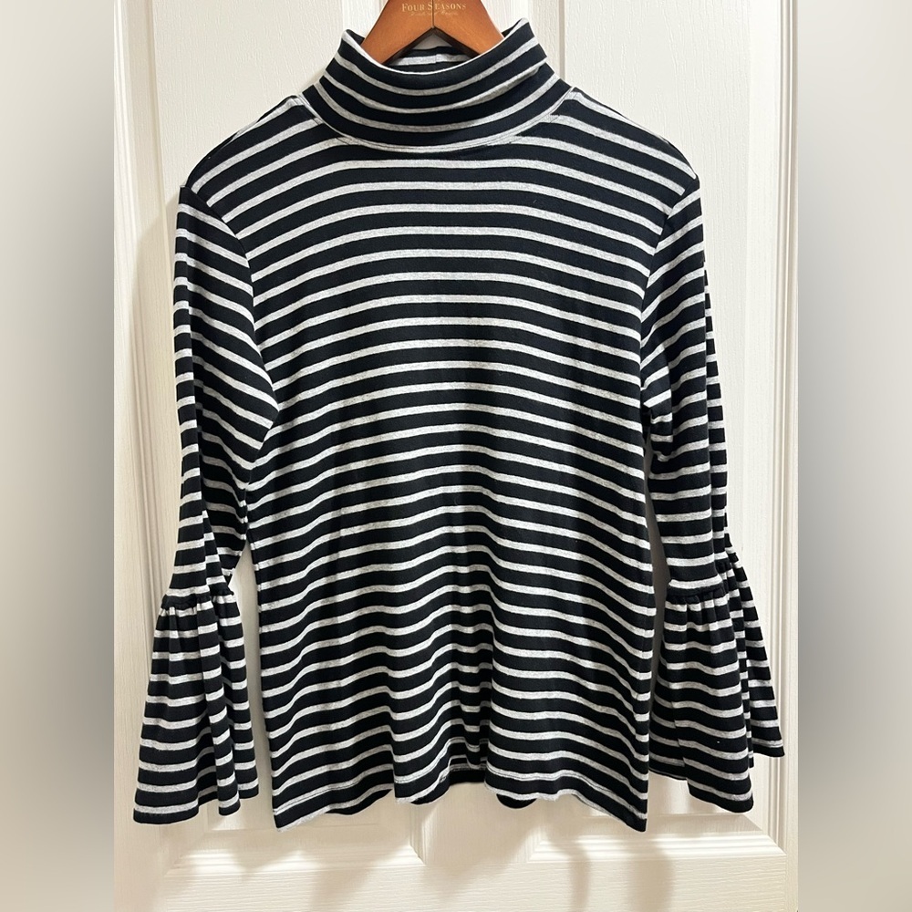 Anthony Richards women’s top